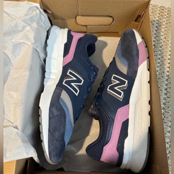 Women’s New Balance 997H Shoes - Brand new! - Picture 6 of 7